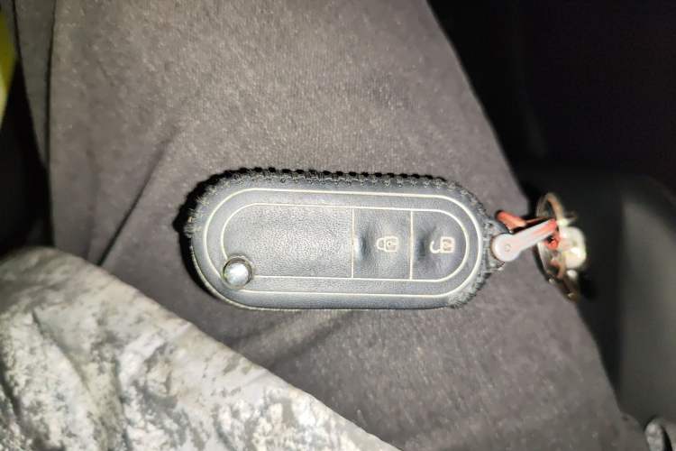 Used MG 3SW 2015 1.5L AMT Elite Model Vehicle Key