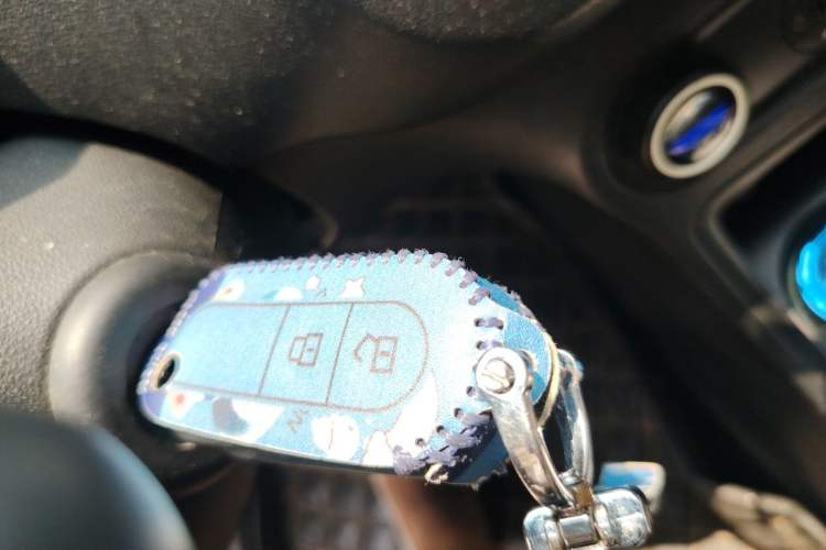 Used MG 3SW 2015 1.5L AMT Elite Model Vehicle Key
