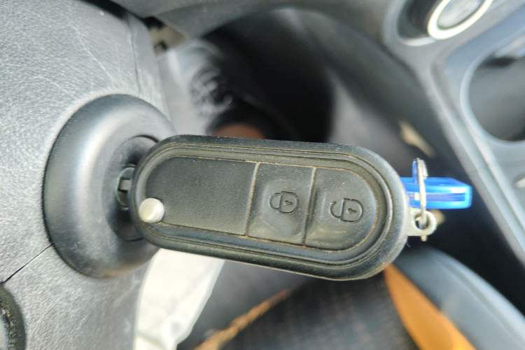 Used MG 3SW 2015 1.5L AMT Elite Model Vehicle Key
