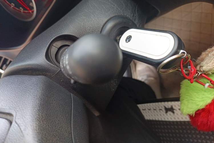 Used MG 3SW 2015 1.5L AMT Elite Model Vehicle Key