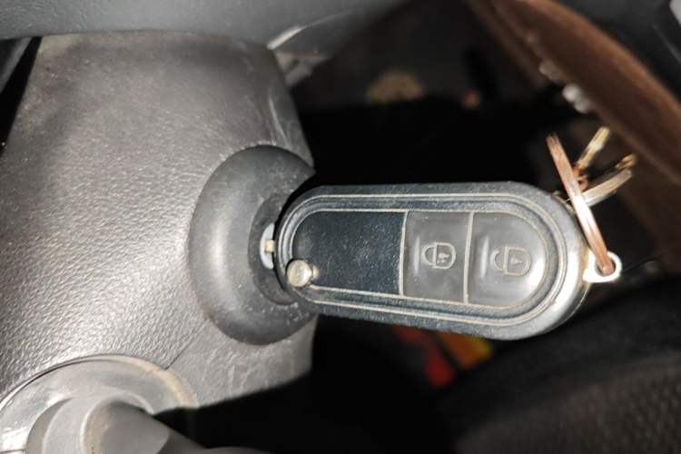 Used MG 3SW 2015 1.5L AMT Elite Model Vehicle Key