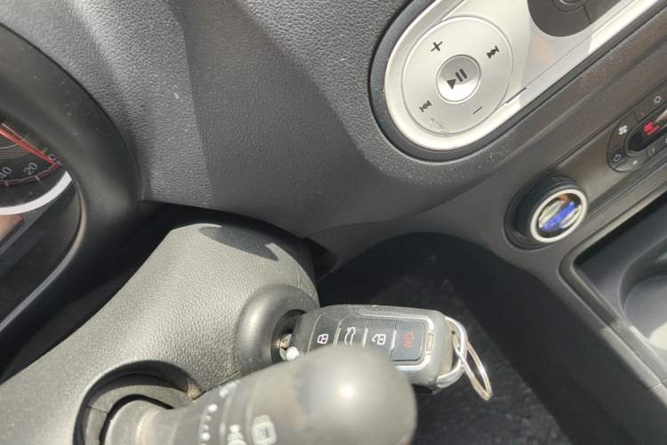Used MG 3SW 2015 1.5L AMT Elite Model Vehicle Key