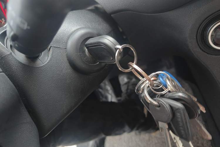 Used MG 3SW 2015 1.5L AMT Elite Model Vehicle Key