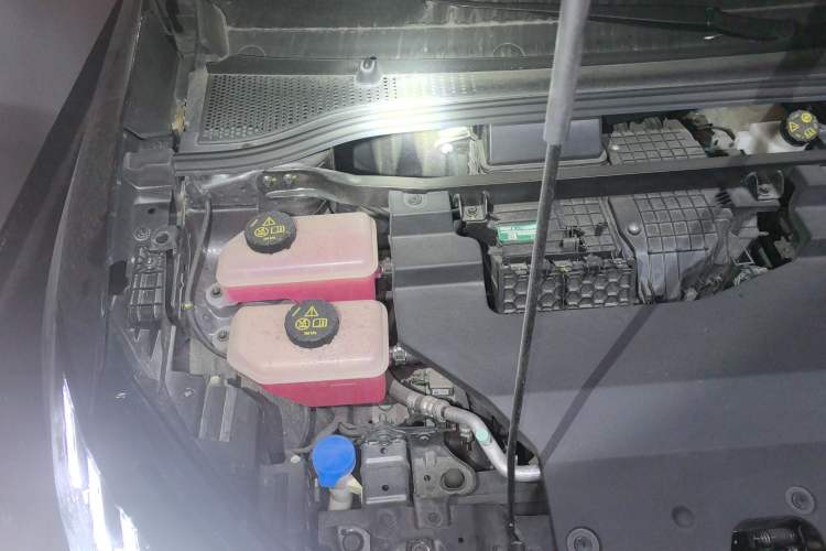 Used MG 4 EV 2022 425 km Flagship Edition Engine Bay Right