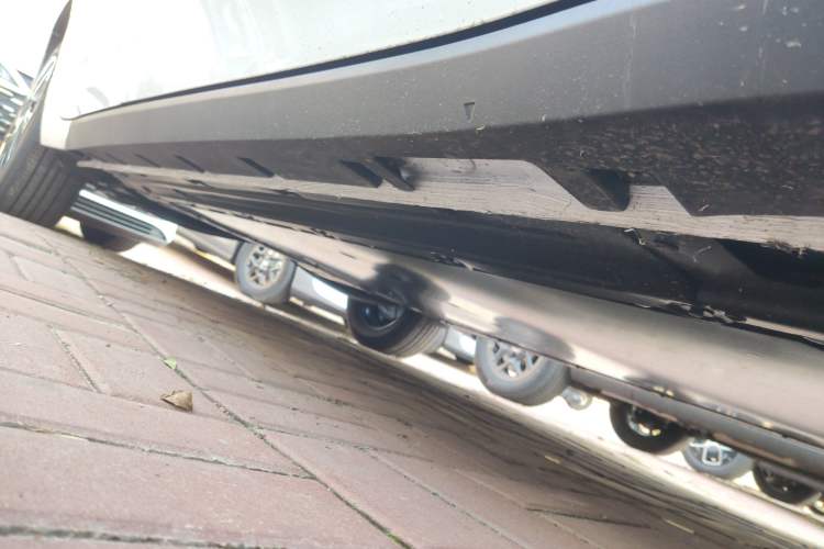 Used MG 4 EV 2026 Model 437 All-in-One Edition Right Side Sill