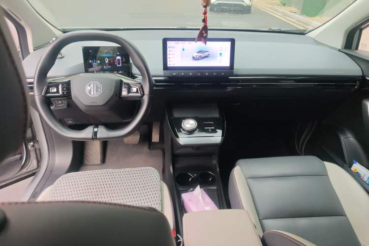 Used MG 4 EV 2022 520 km Flagship Edition Center Console