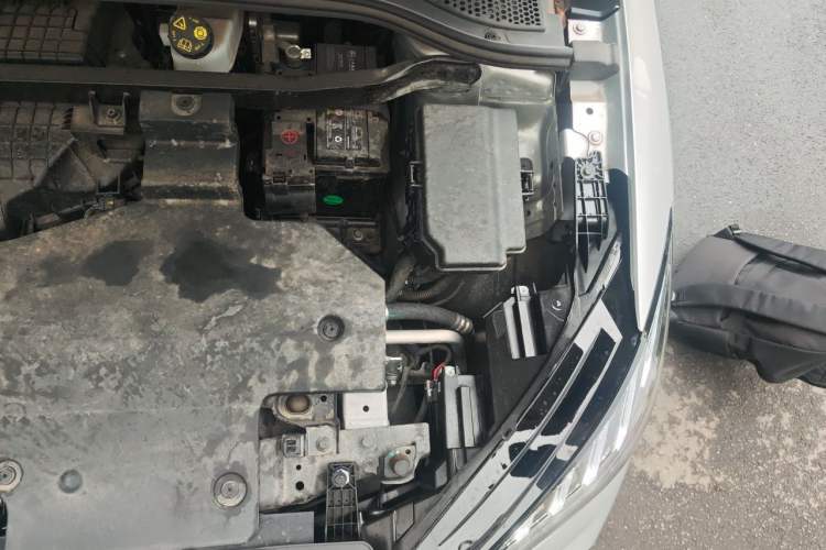 Used MG 4 EV 2022 520 km Flagship Edition Engine Bay Left