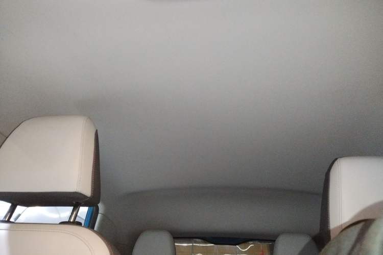 Used MG 4 EV 2022 425 km Fashion Edition Headliner