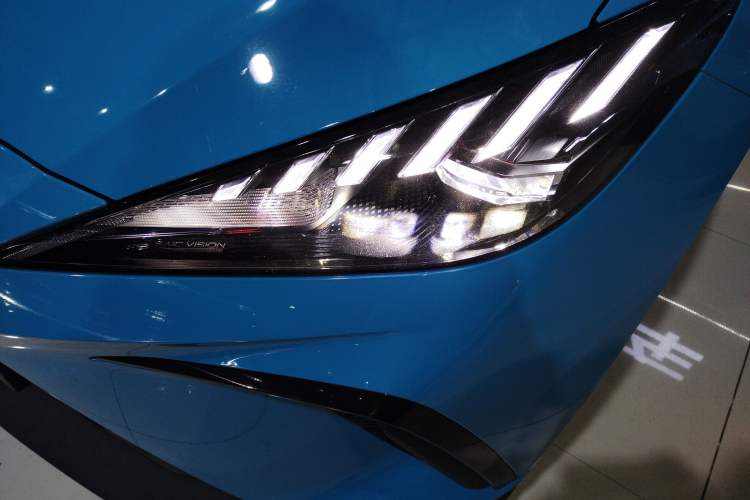 Used MG 4 EV 2022 425 km Fashion Edition Left Front Headlight