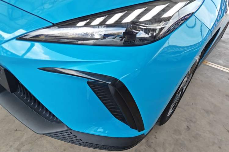 Used MG 4 EV 2022 425 km Luxury Edition Left Front Headlight