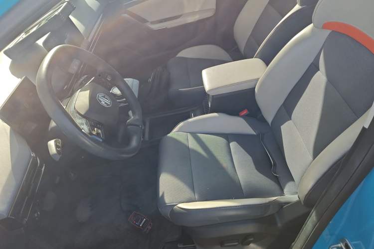 Used MG 4 EV 2022 425 km Luxury Edition Left Front Seat