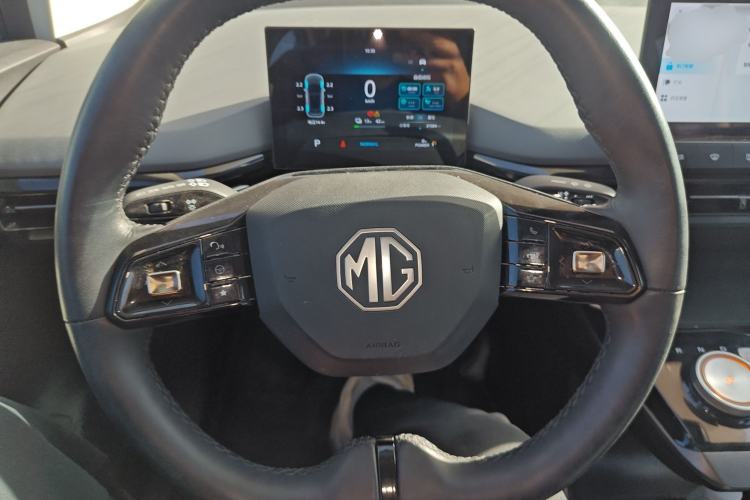 Used MG 4 EV 2022 425 km Luxury Edition Steering Wheel