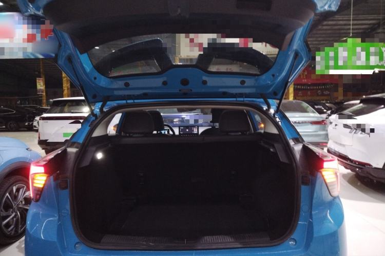 Used MG 4 EV 2022 425 km Fashion Edition Trunk