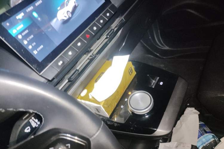 Used MG 4 EV 2022 425 km Luxury Edition Audio And AC Panel