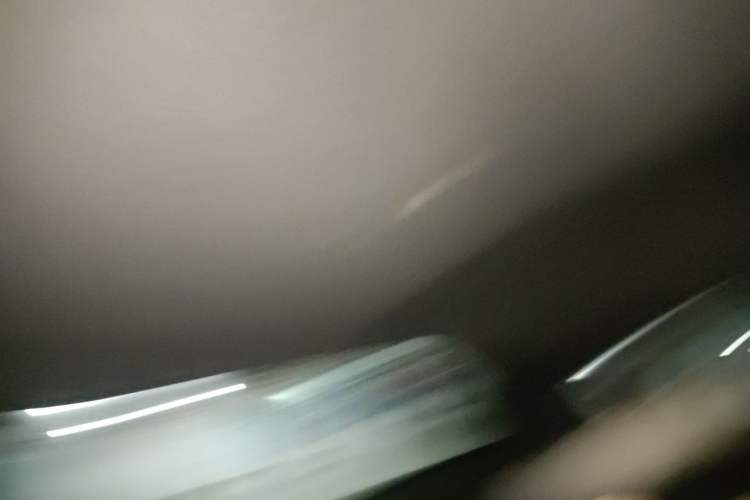 Used MG 4 EV 2022 425 km Luxury Edition Headliner