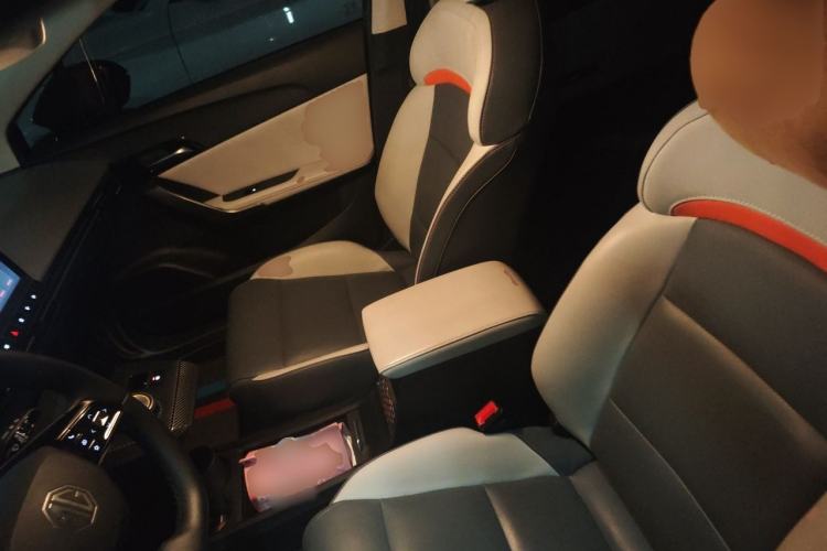 Used MG 4 EV 2022 425 km Flagship Edition Left Front Seat