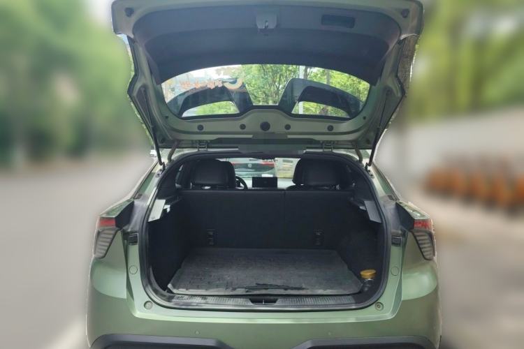 Used MG 4 EV 2022 425 km Luxury Edition Trunk