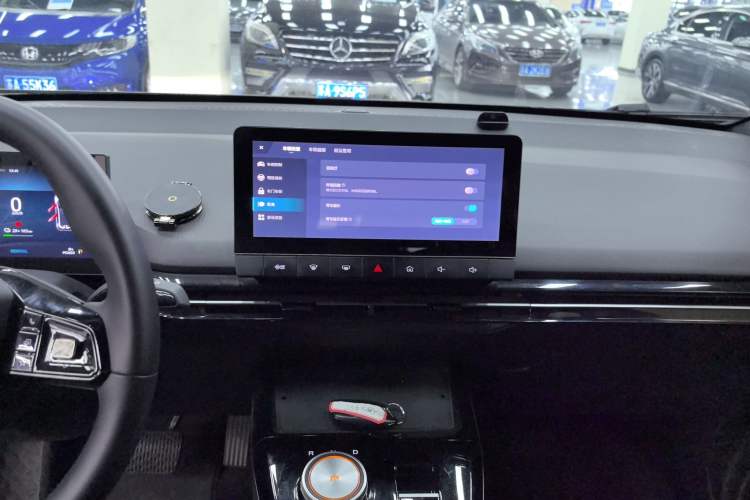 Used MG 4 EV 2022 425 km Luxury Edition Audio And AC Panel