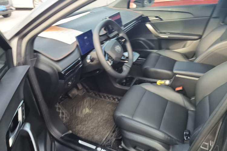Used MG 4 EV 2022 520 km Luxury Edition Driver Seat