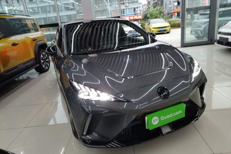 Used MG 4 EV 2022 520 km Flagship Edition Exterior 2