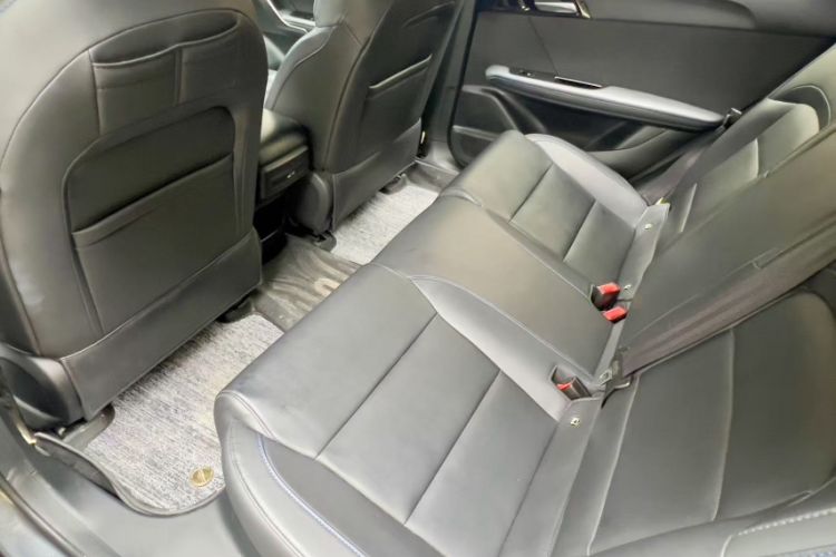 Used MG 4 EV 2022 425 km Flagship Edition Interior 11