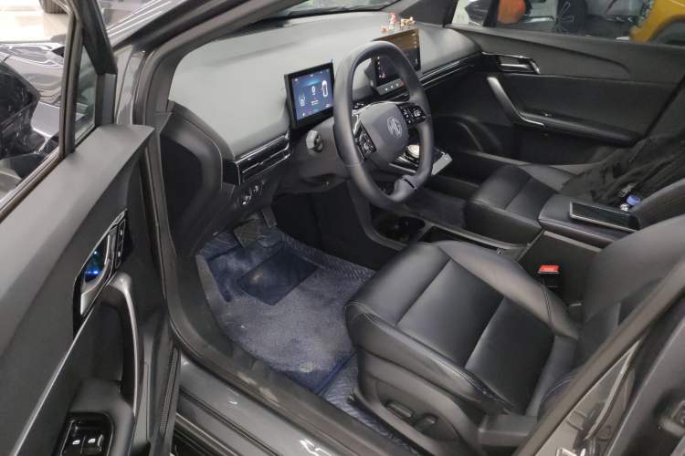 Used MG 4 EV 2022 520 km Flagship Edition Interior 3