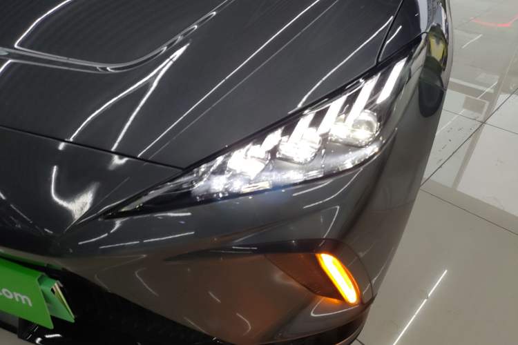Used MG 4 EV 2022 520 km Flagship Edition Left Front Headlight