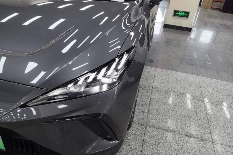Used MG 4 EV 2022 425 km Luxury Edition Left Front Headlight