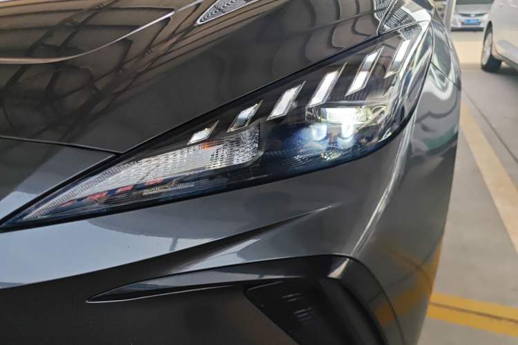 Used MG 4 EV 2022 425 km Flagship Edition Left Front Headlight