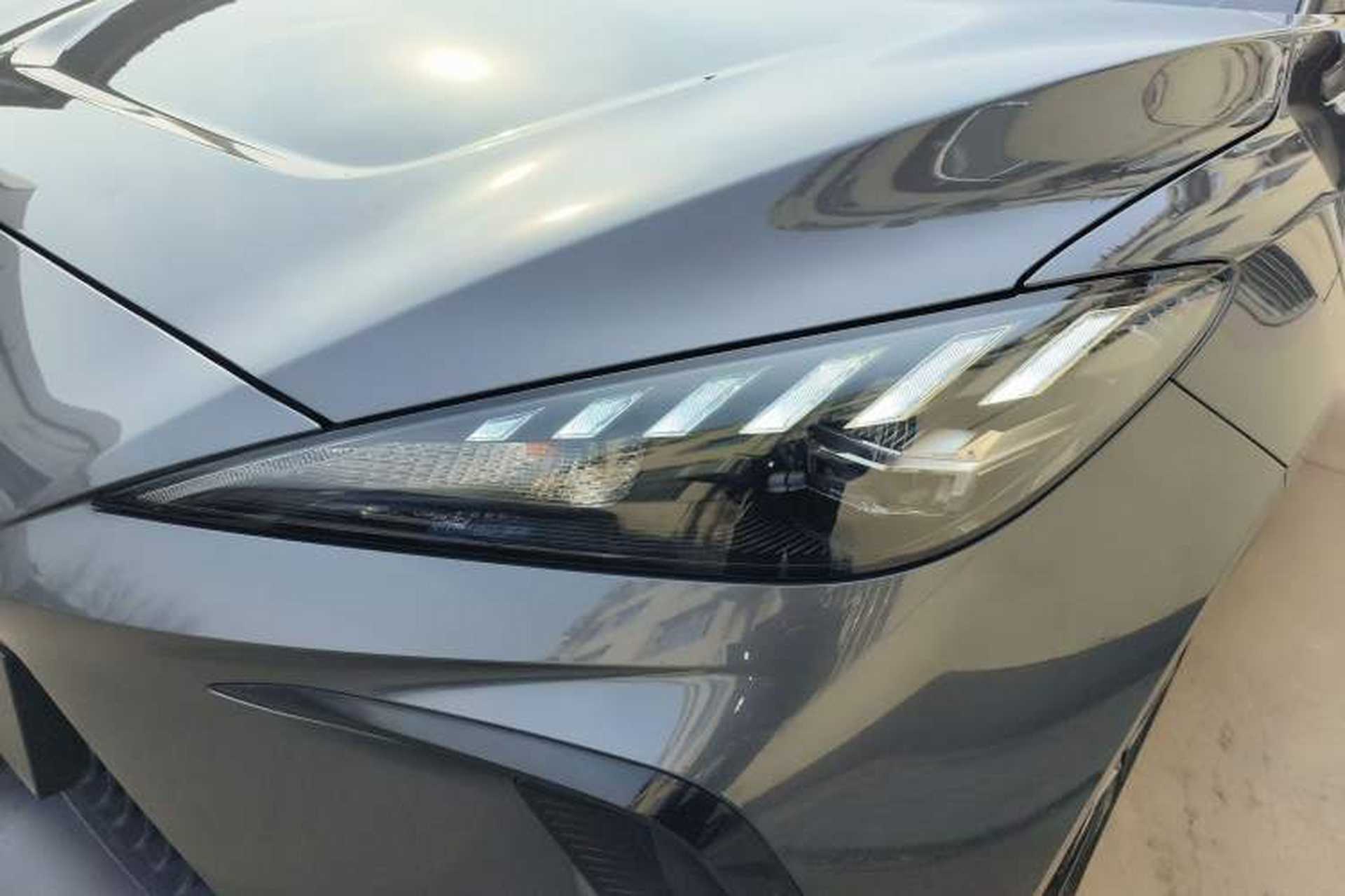 Used MG 4 EV 2022 425 km Luxury Edition Left Front Headlight