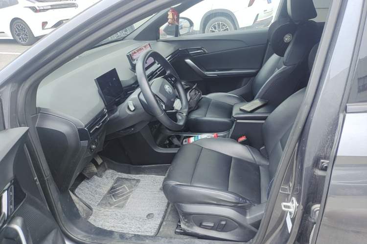Used MG 4 EV 2022 425 km Flagship Edition Left Front Seat