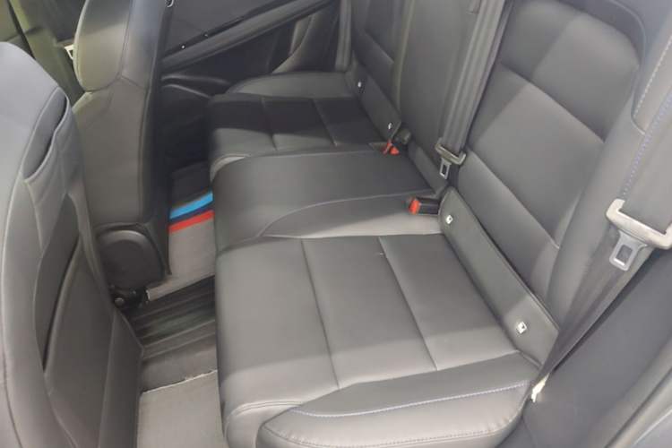 Used MG 4 EV 2022 425 km Luxury Edition Left Rear Seat