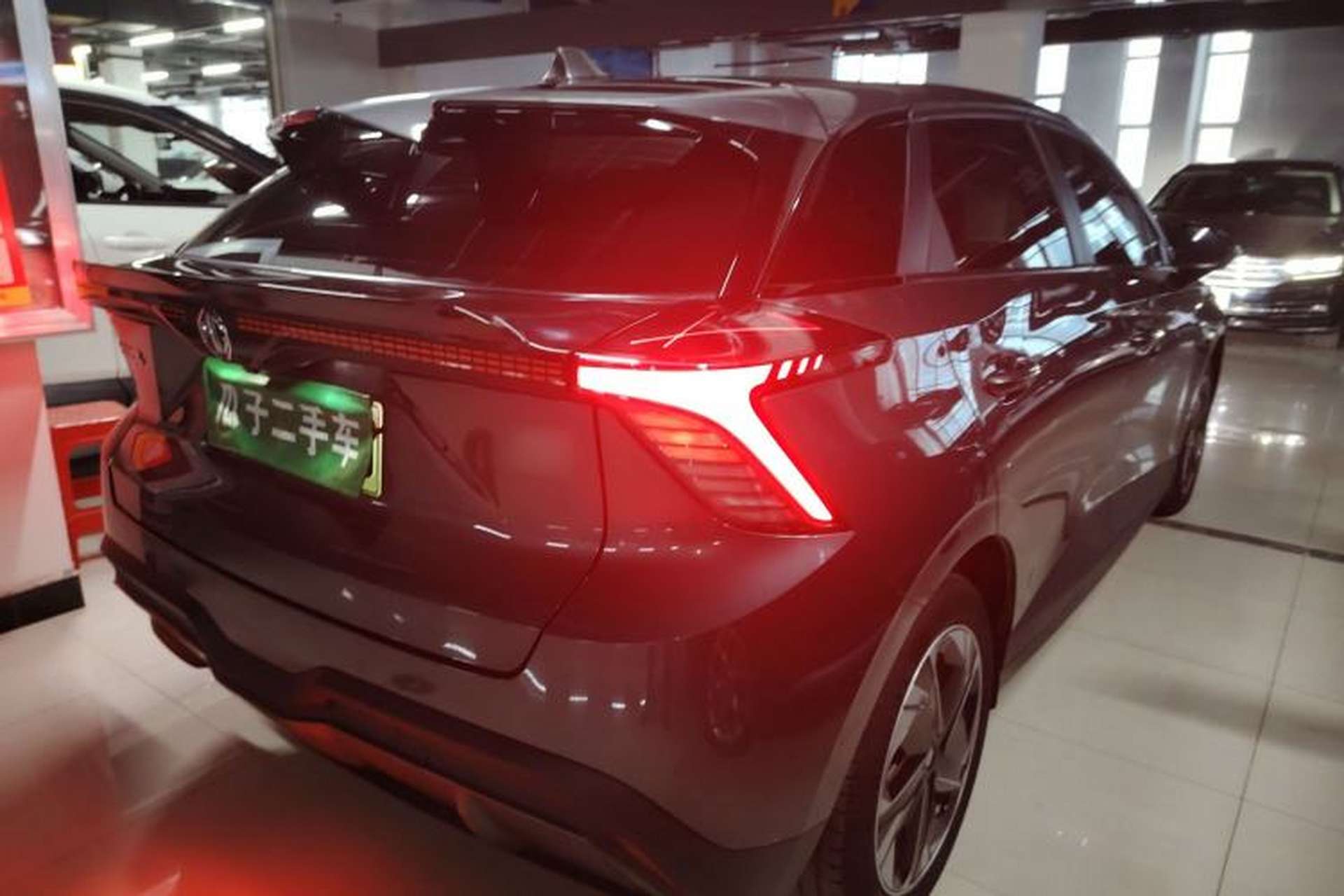Used MG 4 EV 2022 425 km Luxury Edition Rear Right 45 Deg