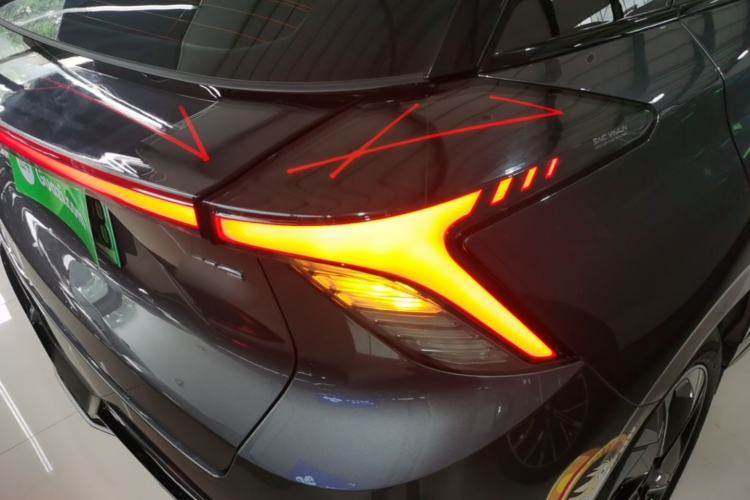 Used MG 4 EV 2022 425 km Flagship Edition Right Rear Taillight