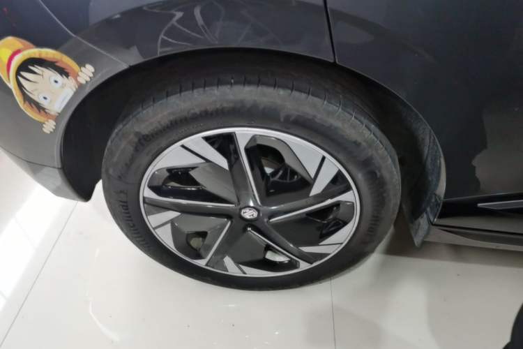 Used MG 4 EV 2022 425 km Flagship Edition Right Rear Wheel Hub