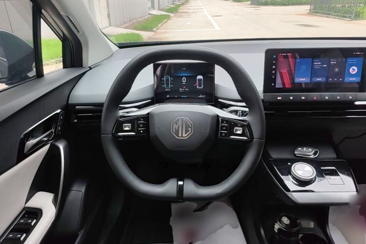 Used MG 4 EV 2022 425 km Luxury Edition Steering Wheel