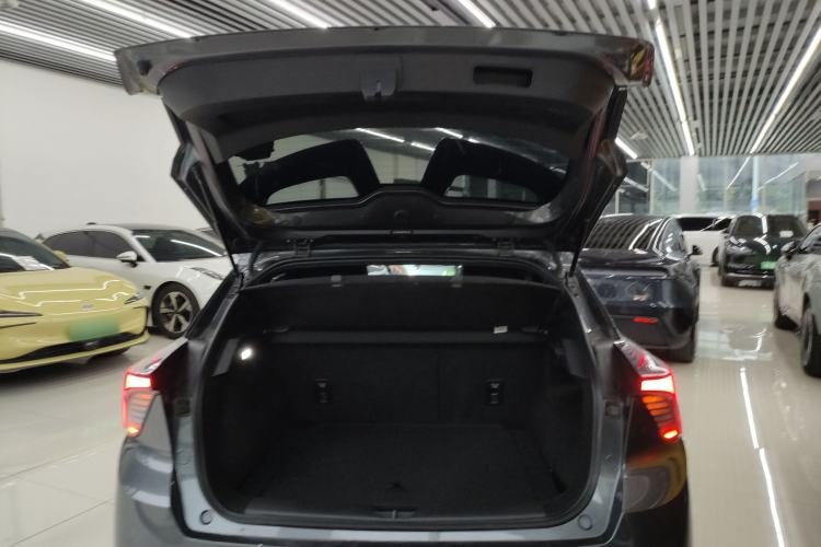 Used MG 4 EV 2022 520 km Flagship Edition Trunk
