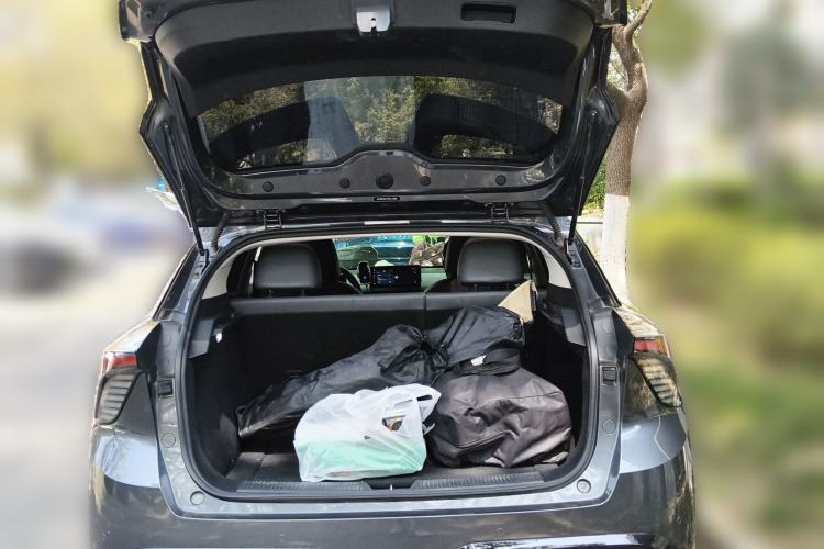 Used MG 4 EV 2022 520 km Flagship Edition Trunk