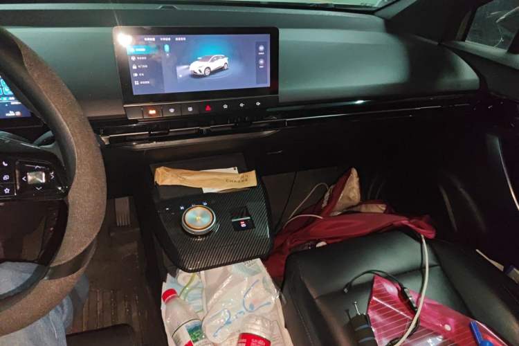 Used MG 4 EV 2022 425 km Luxury Edition Audio And AC Panel