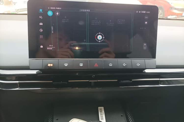 Used MG 4 EV 2022 425 km Fashion Edition Audio And AC Panel