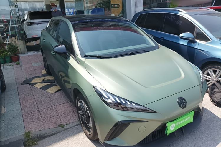 Used MG 4 EV 2022 425 km Fashion Edition Front Right 45 Deg