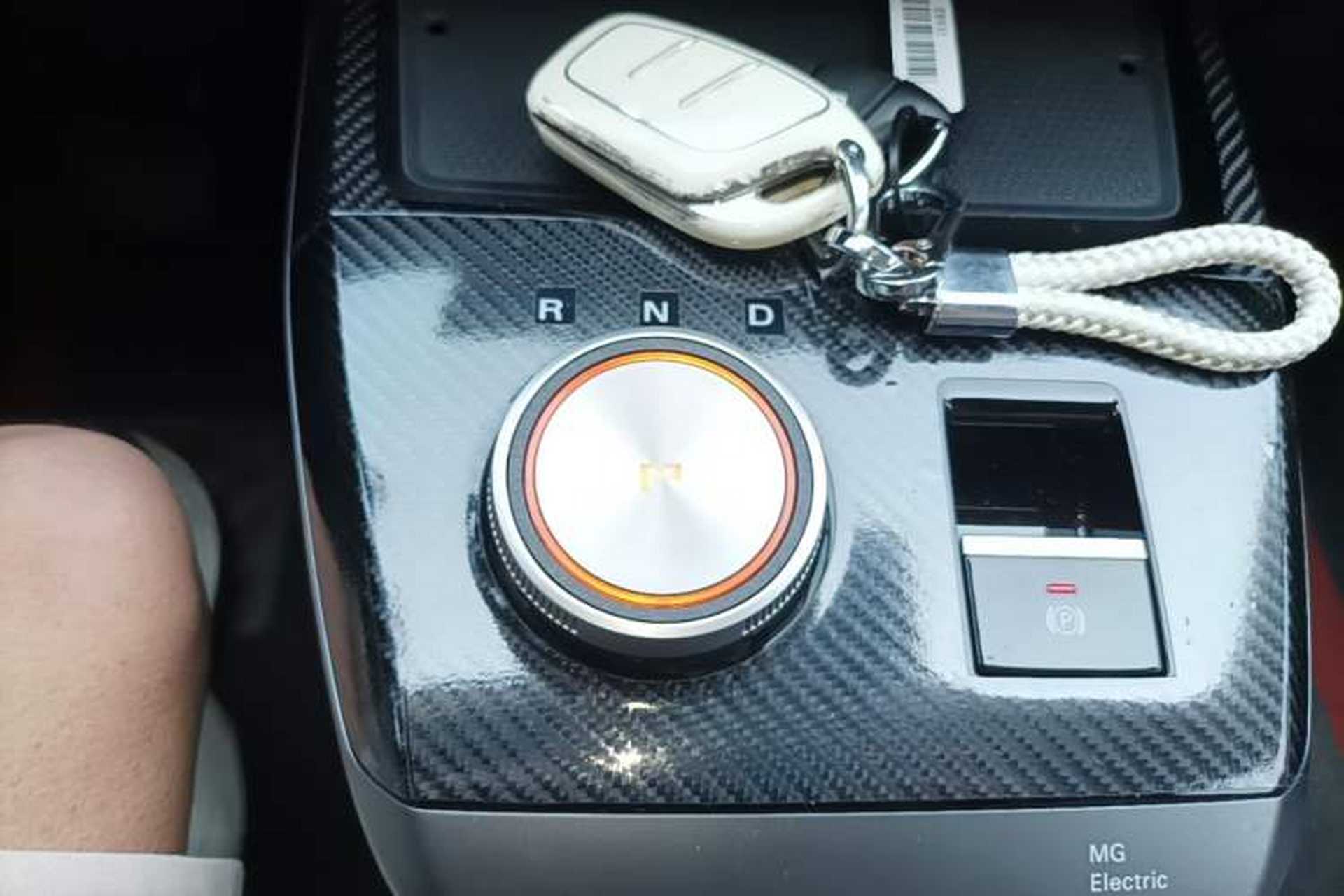 Used MG 4 EV 2022 425 km Fashion Edition Gear Lever