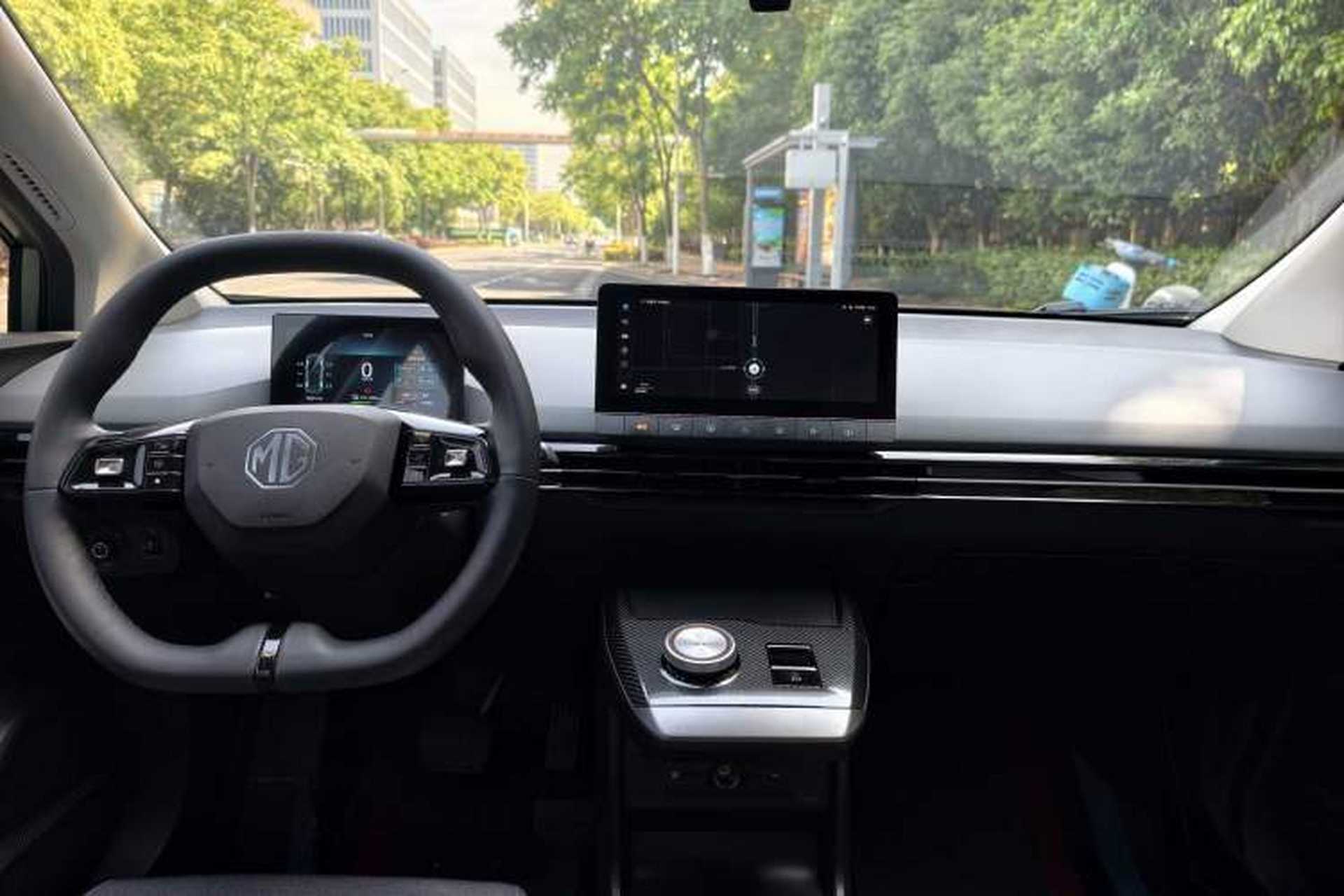 Used MG 4 EV 2022 425 km Fashion Edition Interior 6