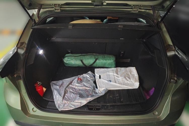 Used MG 4 EV 2022 425 km Luxury Edition Trunk