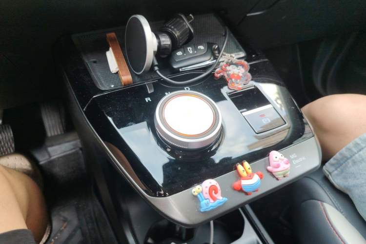 Used MG 4 EV 2022 425 km Flagship Edition Gear Lever