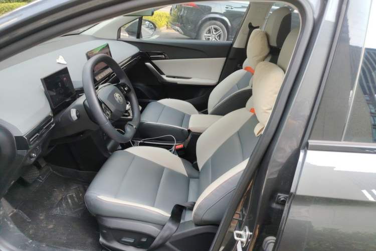 Used MG 4 EV 2022 425 km Flagship Edition Left Front Seat