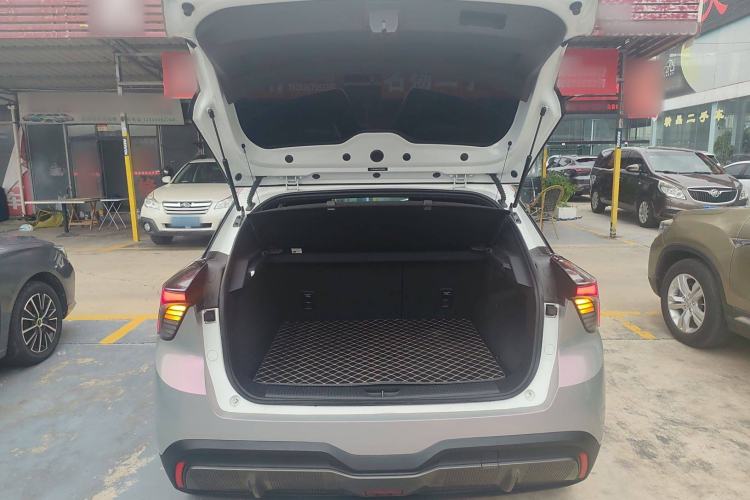 Used MG 4 EV 2022 425 km Luxury Edition Trunk