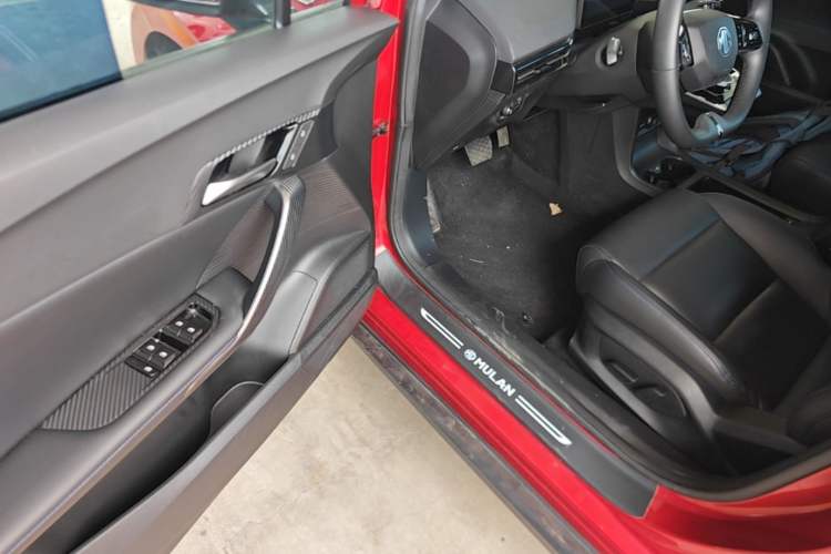 Used MG 4 EV 2022 425 km Luxury Edition Driver Seat