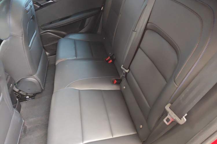 Used MG 4 EV 2022 425 km Luxury Edition Left Rear Seat