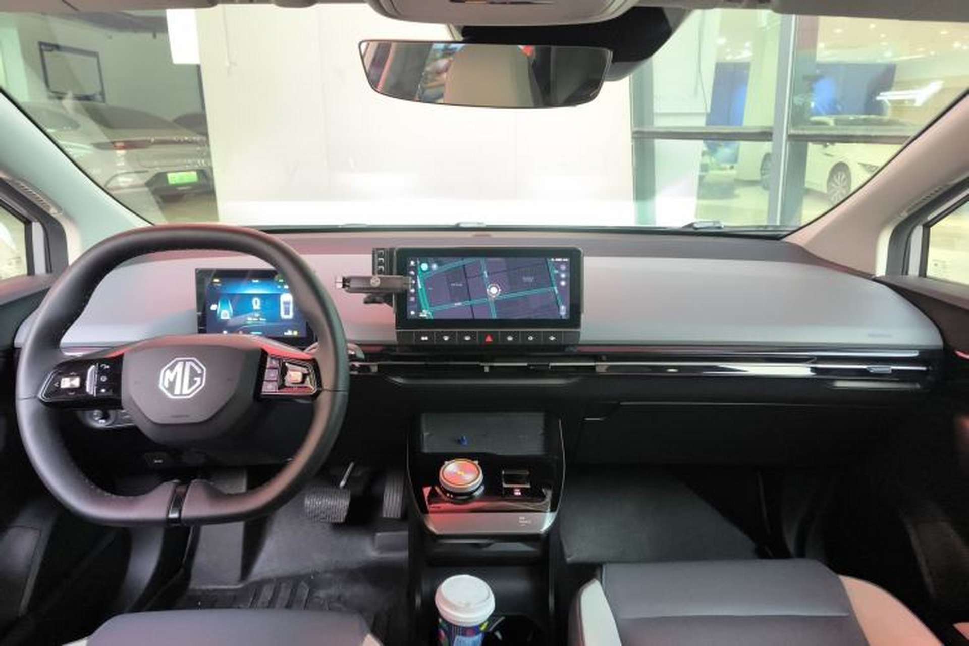 Used MG 4 EV 2022 425 km Flagship Edition Center Console